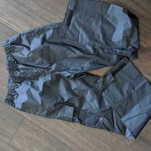 Columbia, girls rain pants, size L, excellent condition